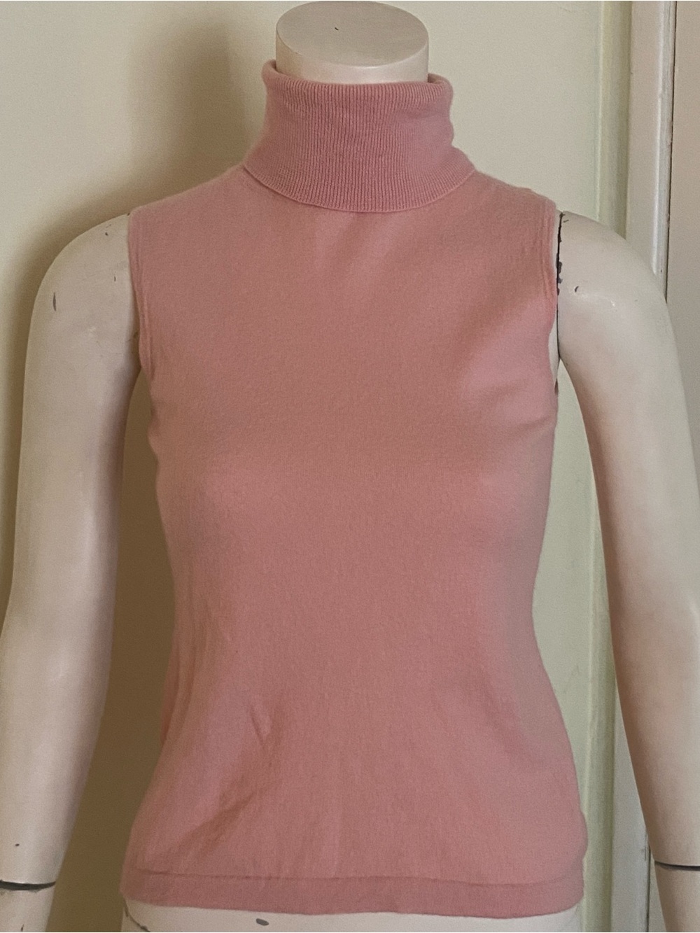 Romantic Sleeveless Pink Cashmere Turtleneck Top